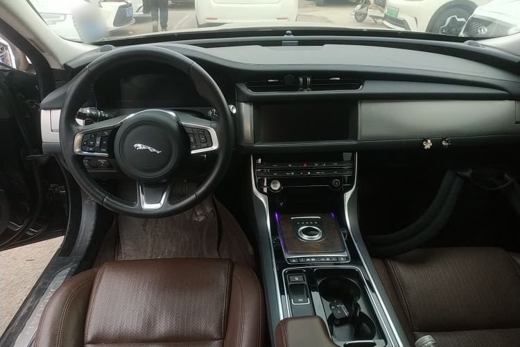 Used Jaguar XFL 2020 XFL 2.0T P250 Two-Wheel-Drive Luxury Edition