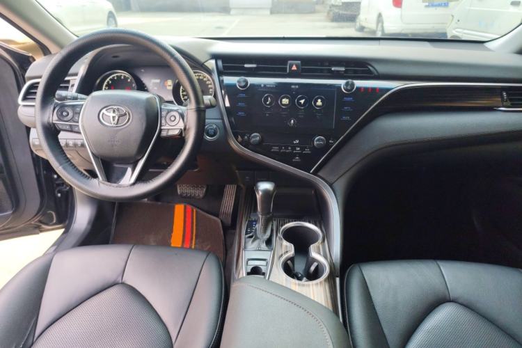 Used Toyota Camry 2019 2.0G Luxury Edition China VI Standard