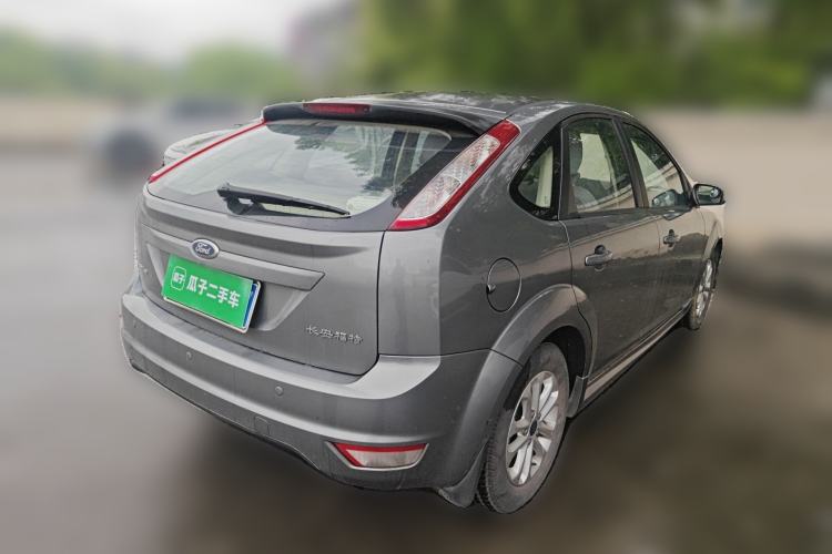 Used Ford Focus 2012 Hatchback Classic 1.8L Automatic Fashion Edition Rear Right 45 Deg