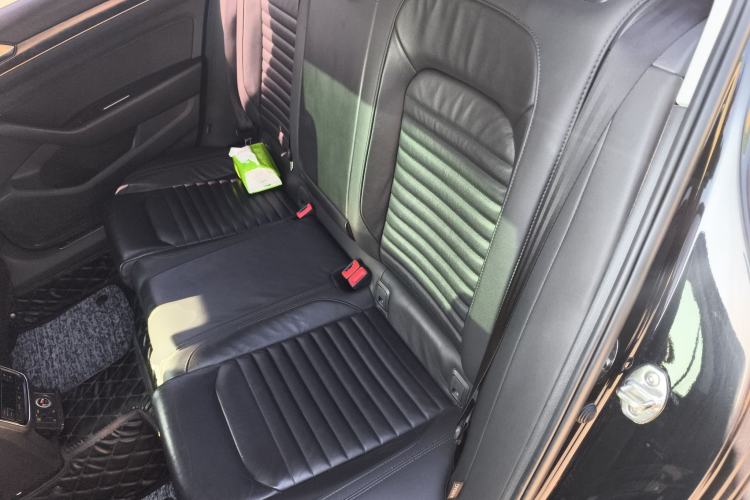 Used Volkswagen Magotan 2018 Facelift 330TSI DSG Luxury Model