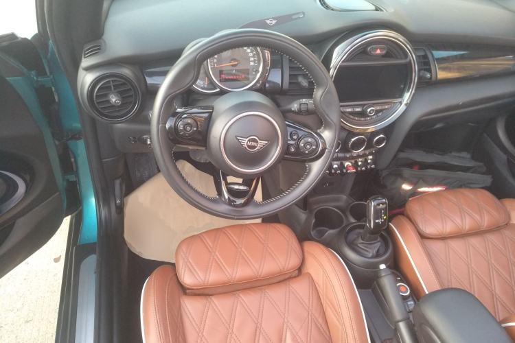 Used MINI 2018 1.5T COOPER CABRIO Artist