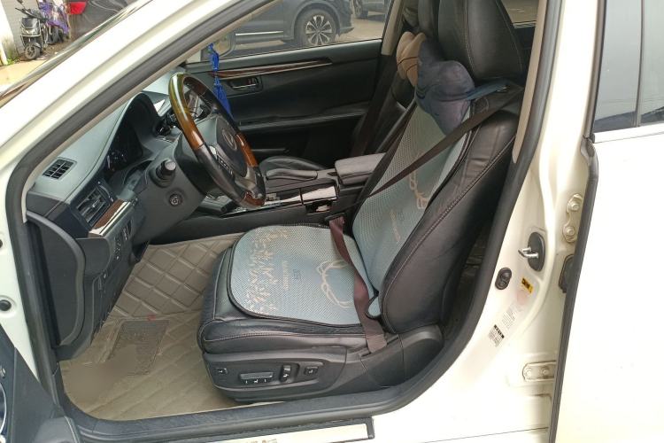 Used Lexus ES 2013 250 Elegant Edition Left Front Seat