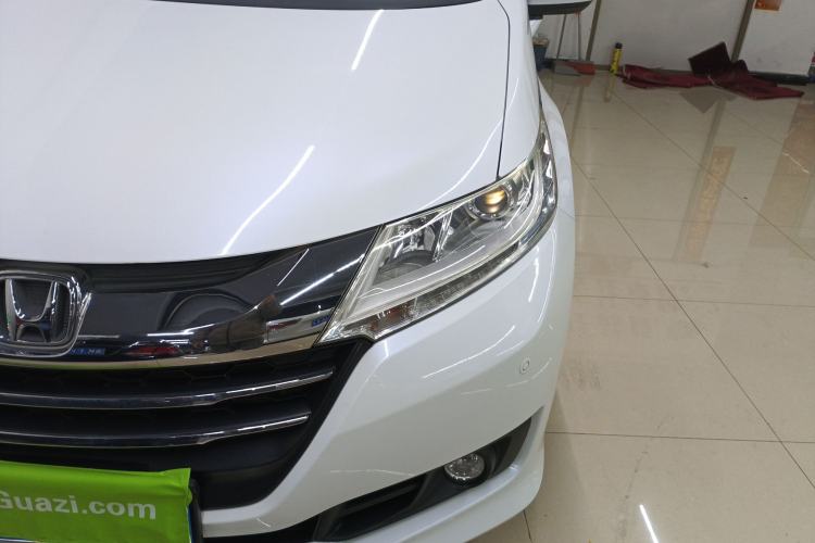 Used Honda Odyssey 2015 Revised 2.4L Luxury Edition
