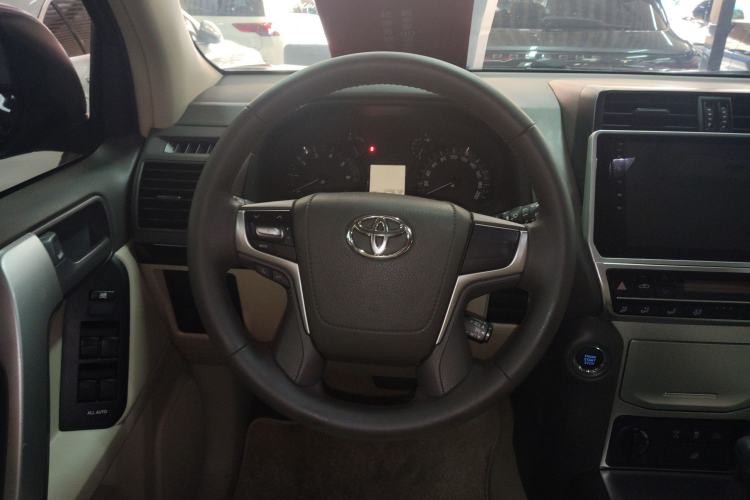 Used Toyota Prado 2018 4.0L Parallel Import
