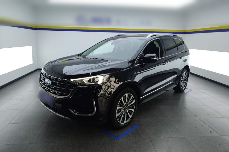 Used Ford Edge 2021 PLUS EcoBoost 245 Two-Wheel-Drive Titanium 7-Seater