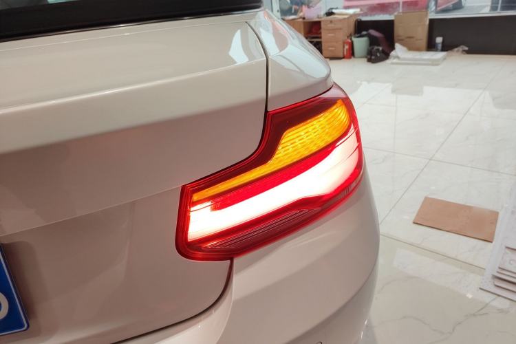 Used BMW 2 Series (Import) 2019 225i Convertible Coupe Sports Design Package
