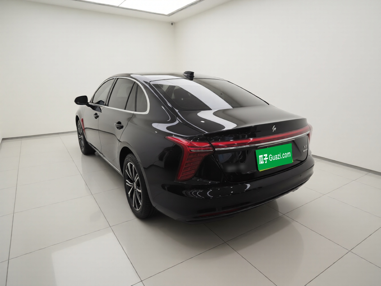 Hongqi H5 PHEV 2025 130 Super Hybrid Version — снимка 4