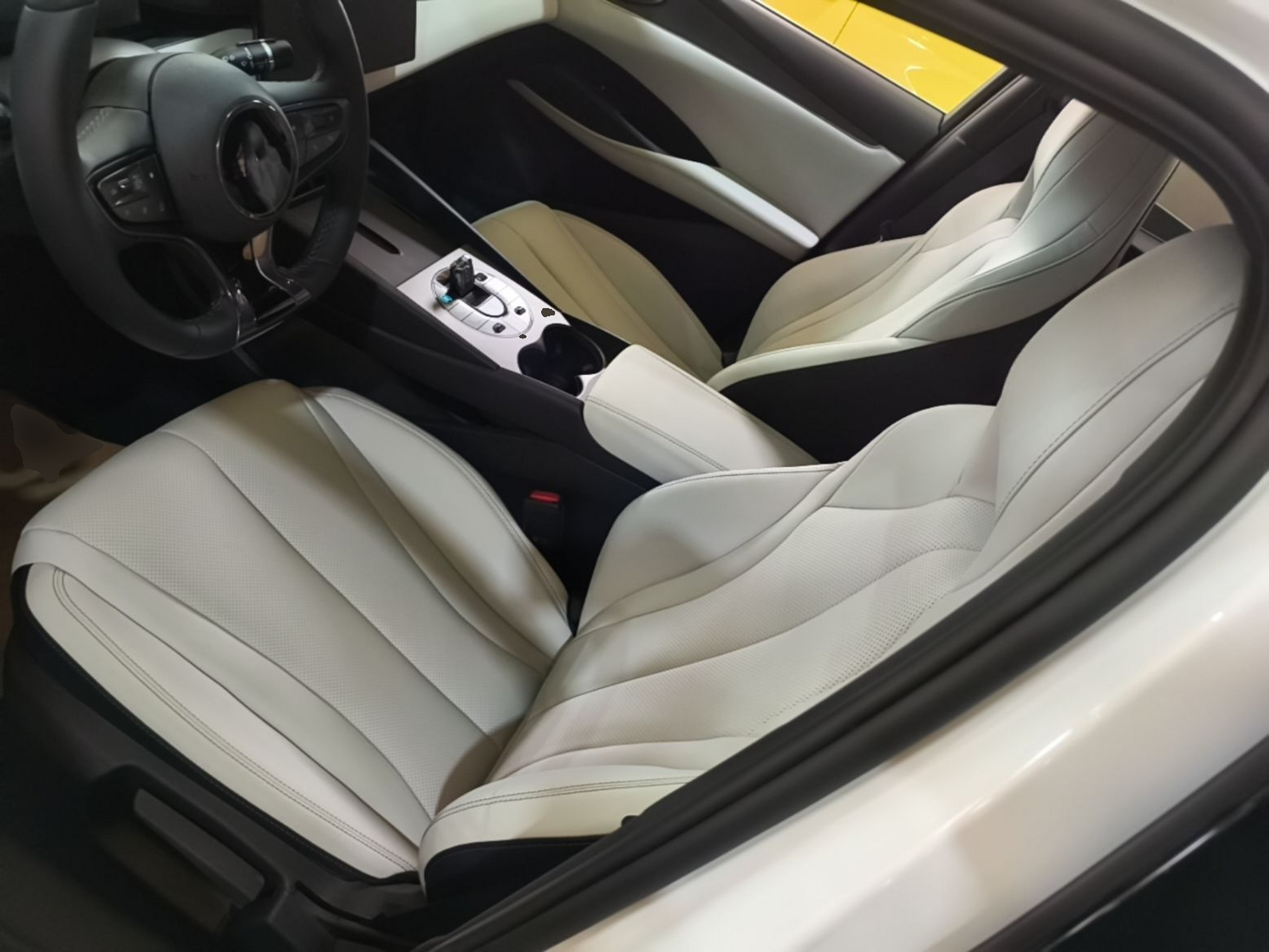 Avant de la voiture