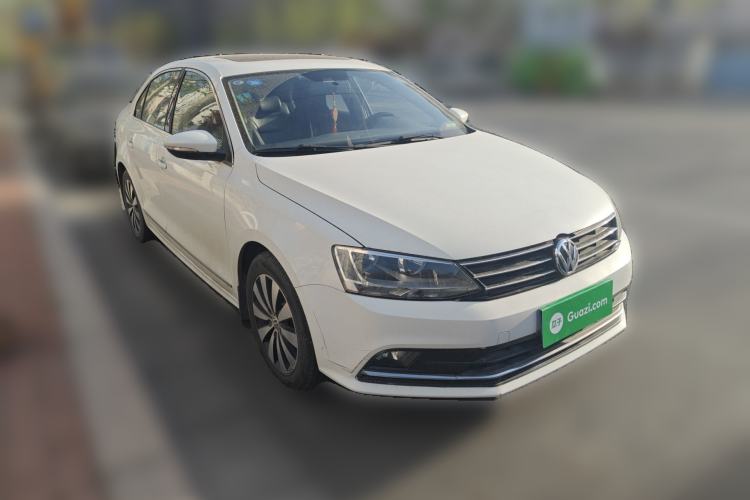 Used Volkswagen Sagitar 2017 1.6L Manual Comfort Model
