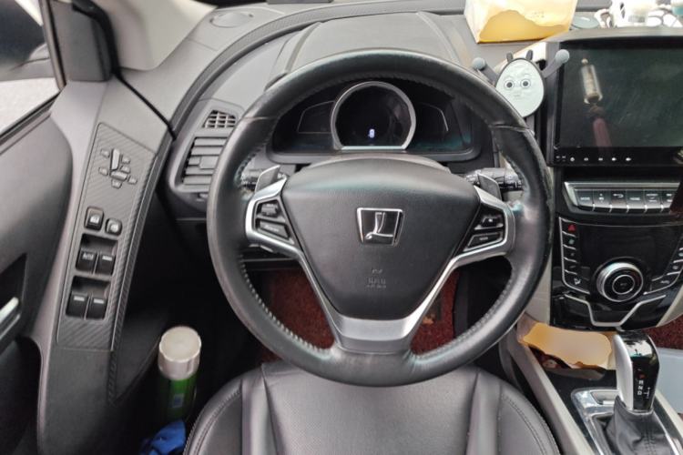 Used Luxgen U6 SUV 2017 1.8T Fashion-Upgraded Model Steering Wheel