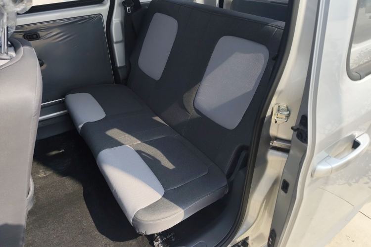 Used Wuling Zhiguang New Energy 2025 Model 305km Ambitious Edition