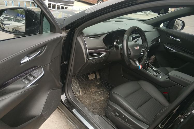 Used Cadillac XT4 2022 28T Two-Wheel Drive Fashion Edition Driver Seat