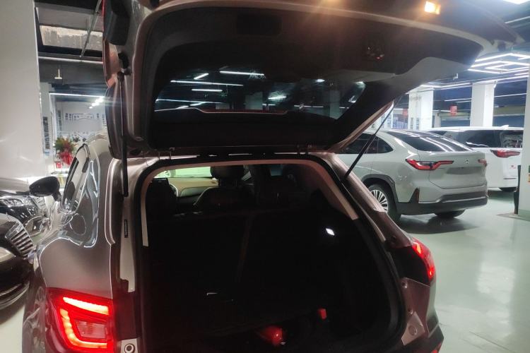 Used BORGWARD BX5 2017 20TGDI Automatic Two-Wheel Drive Pioneer Edition