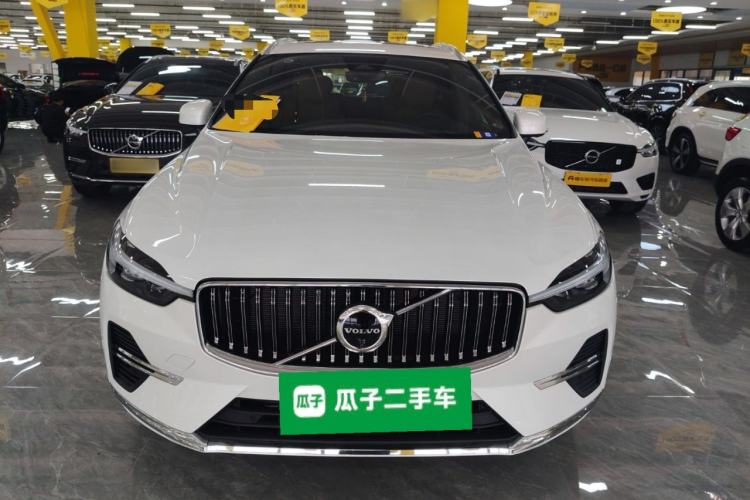 Used Volvo XC60 New Energy 2025 Plug-in Hybrid Long-Range All-Wheel Drive Smart & Luxurious Edition Front
