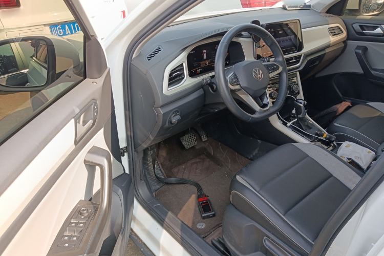 Used Volkswagen T-ROC 2023 280TSI DSG Two-Wheel Drive Time Edition