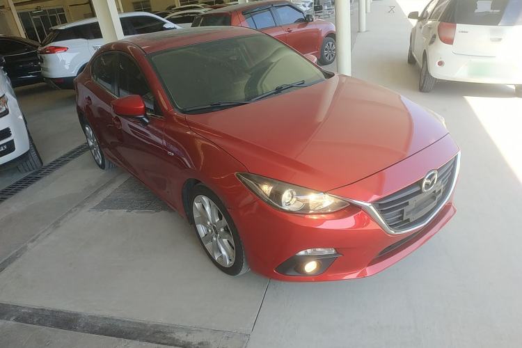Used Mazda 3 Axela 2016 Sedan 2.0L Automatic Sport Model