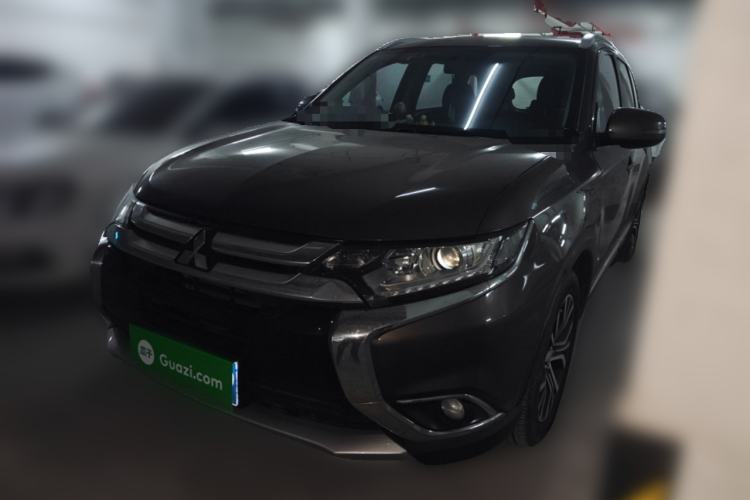 Used Mitsubishi Outlander 2018 2.0L Two-Wheel-Drive Jiale Edition 7-Seater