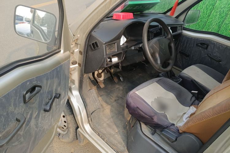 Used Wuling Zhiguang 2013 1.0L Base Version