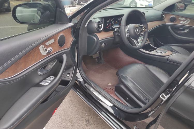 Used Mercedes-Benz E-Class 2019 E 300 L Luxury Model
