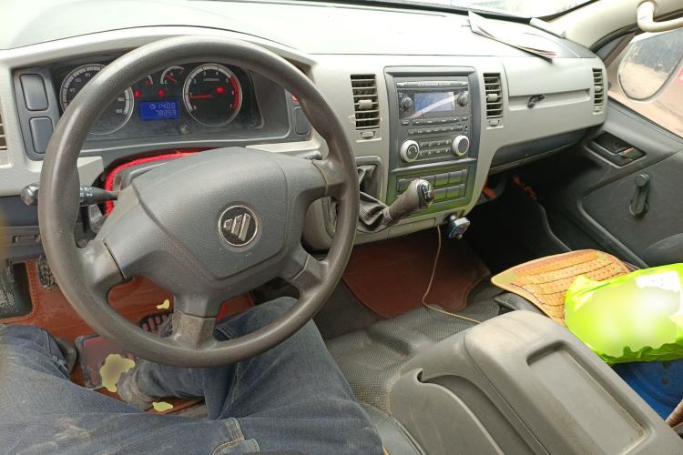 Used Foton Scenic G7 2017 2.0L Long-Wheelbase Commercial Van High Roof 2 Seats 4Q20M