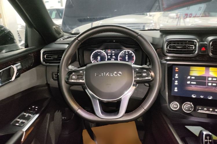 Used Lynk & Co 03 2020 1.5TD DCT Sport Edition Steering Wheel