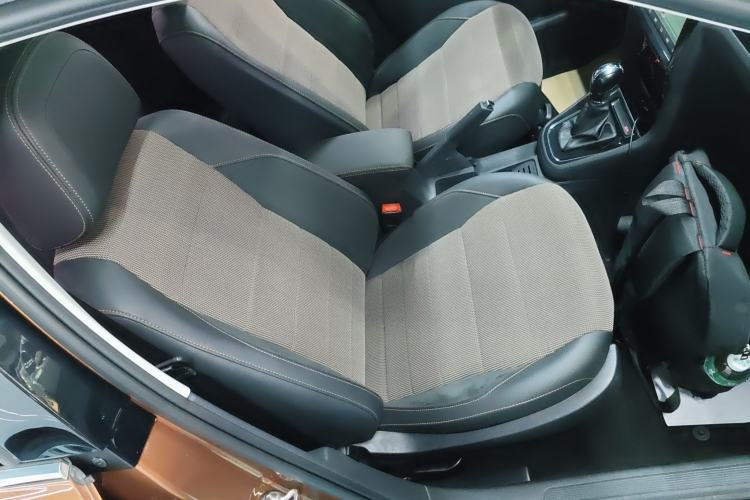 Used Volkswagen C-TREK 2017 1.6L Automatic Comfort Model Right Front Seat