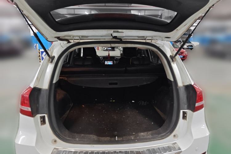 Used Haval H2 2017 Red-Label 1.5T Manual Two-Wheel-Drive Elite Model