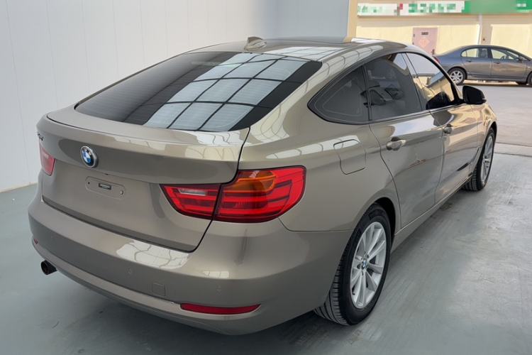 Used BMW 3 Series GT 2013 320i Leading Model
