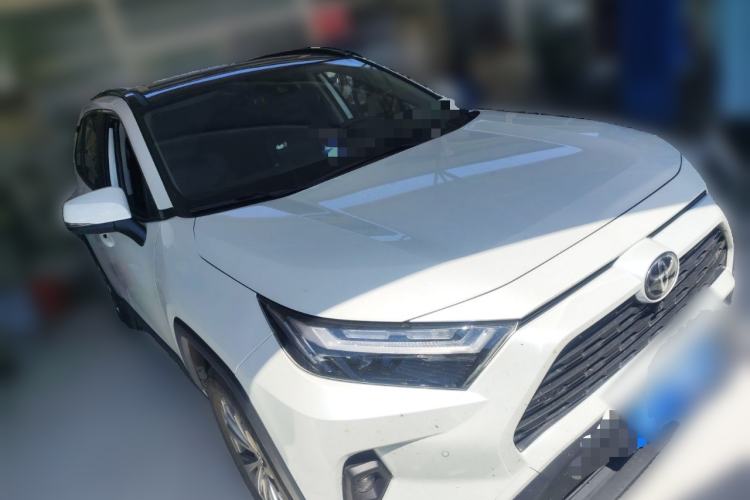 Used Toyota RAV4 2023 2.0L CVT Two-Wheel Drive Fashion Plus Edition Front Right 45 Deg