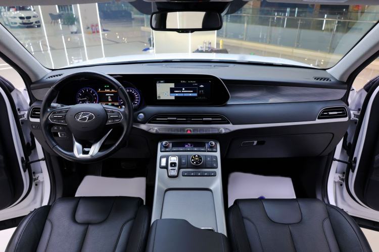 Used Hyundai Palisade 2021 3.5L Automatic 4x4 GLS
