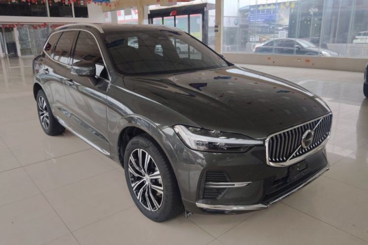 Used Volvo XC60 2022 B5 4x4 Smart Luxury Edition
