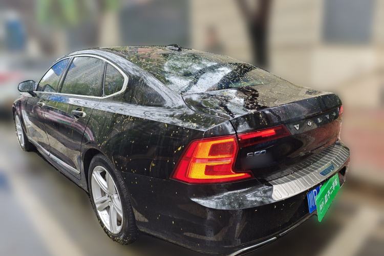 Used Volvo S90 2019 T5 Zhiyi Edition Rear Left 45 Deg