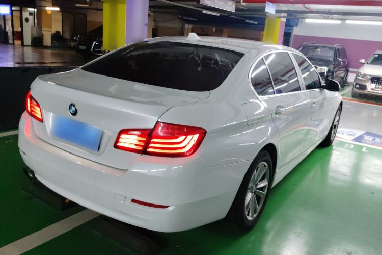 Used BMW 5 Series 2014 520Li Elegant Model
