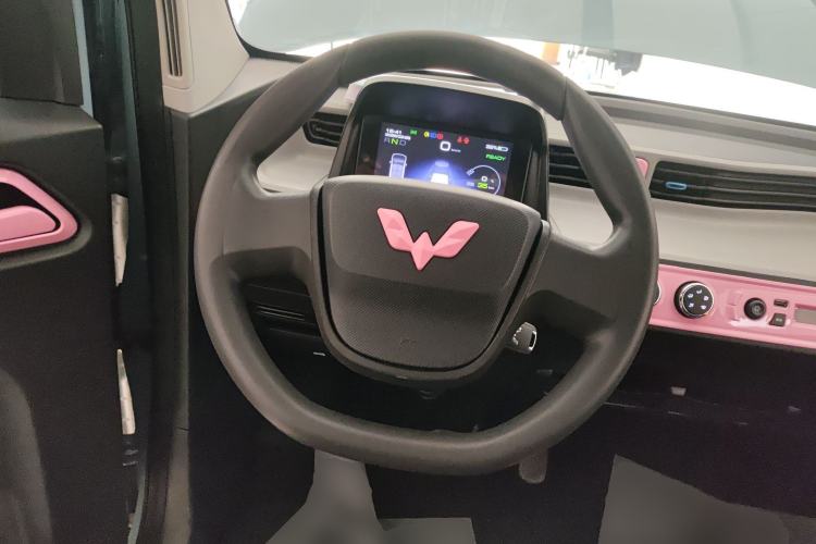 Used Wuling Hongguang MINIEV 2020 Freedom Version Lithium Iron Phosphate Steering Wheel