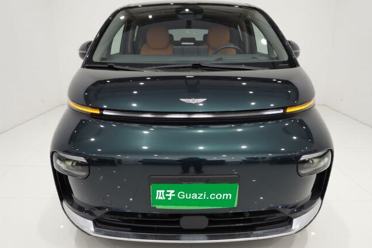 Used Geely Galaxy LEVC L380 2024 140-Degree 6-Seater All-Wheel-Drive Ultra