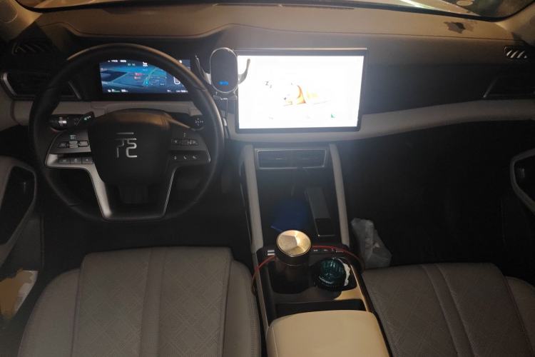 Used BYD Yuan UP 2025 Intelligent Driving Version 401 KM Dynamic Edition
