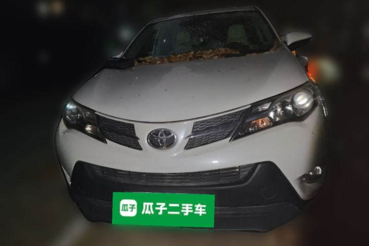 Used Toyota RAV4 2015 2.0L CVT Two-Wheel Drive Fashion Edition