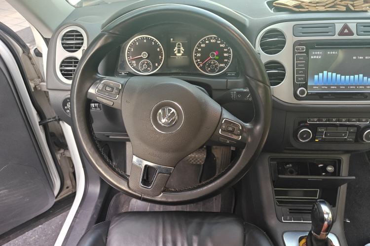 Used Volkswagen Tiguan 2012 1.8TSI Automatic Two-Wheel Drive Elite Edition Steering Wheel