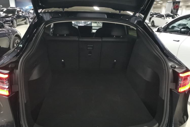 Used Tesla Model Y 2024 Rear-Wheel-Drive Version Trunk