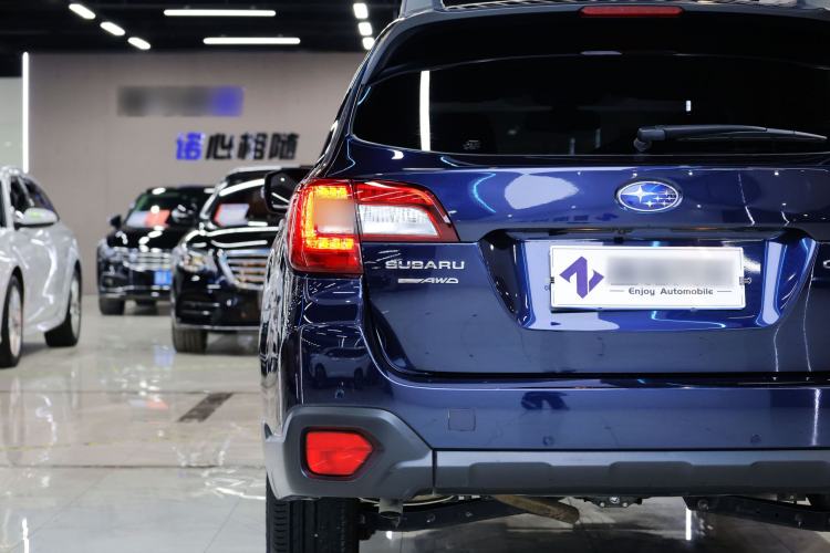 Used Subaru Outback 2017 2.5i Luxury Navigation Edition
