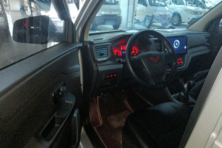 Used Wuling Hongguang V 2022 1.5L Jingqu Edition Electric-Assist LAR