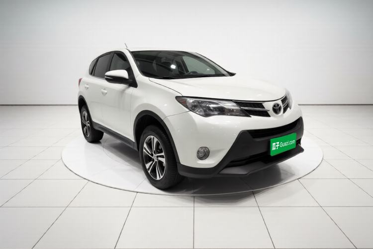 Used Toyota RAV4 2015 2.0L CVT Two-Wheel Drive Urban Edition
