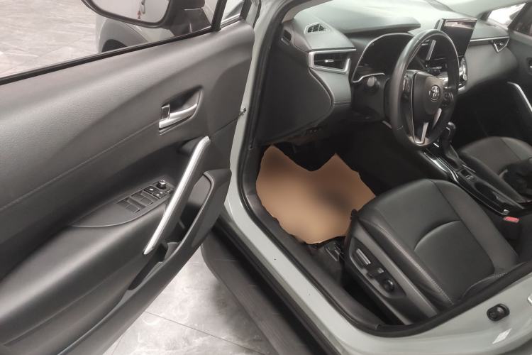 Used Toyota Corolla Cross 2022 2.0L Flagship Edition
