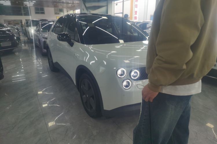 Used firefly 2025 Illuminated Edition
