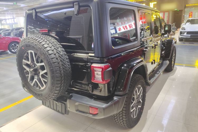 Used Jeep Wrangler 2024 2.0T Sahara Four-Door Edition