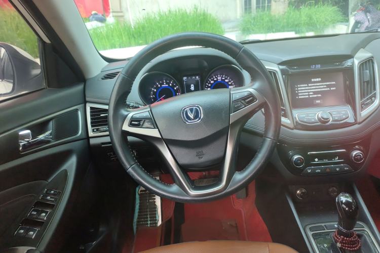 Used CHANGAN Eado 2016 1.6L GDI Automatic JingShang Model Steering Wheel
