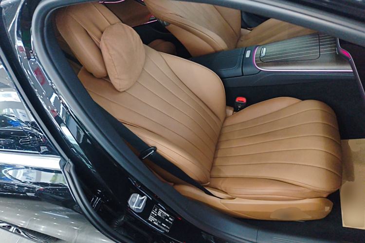 Used Mercedes-Benz E-Class 2024 E 300 L Luxury Model