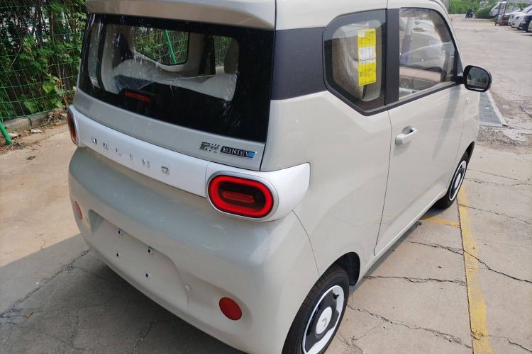 Used Wuling Hongguang MINIEV 2024 3rd Generation 215km Youth Edition