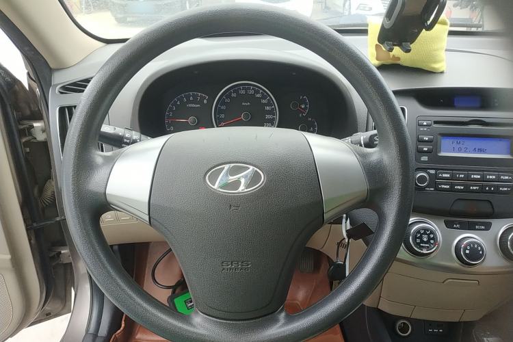 Used Hyundai Celesta 2015 1.6L Automatic Comfort Model Steering Wheel