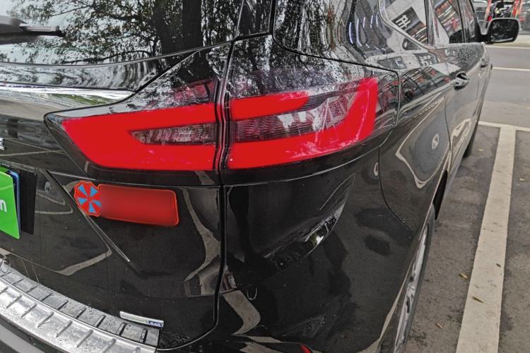 Used Ford Edge 2022 PLUS EcoBoost 245 Four-Wheel Drive Platinum Edition 7-Seater
